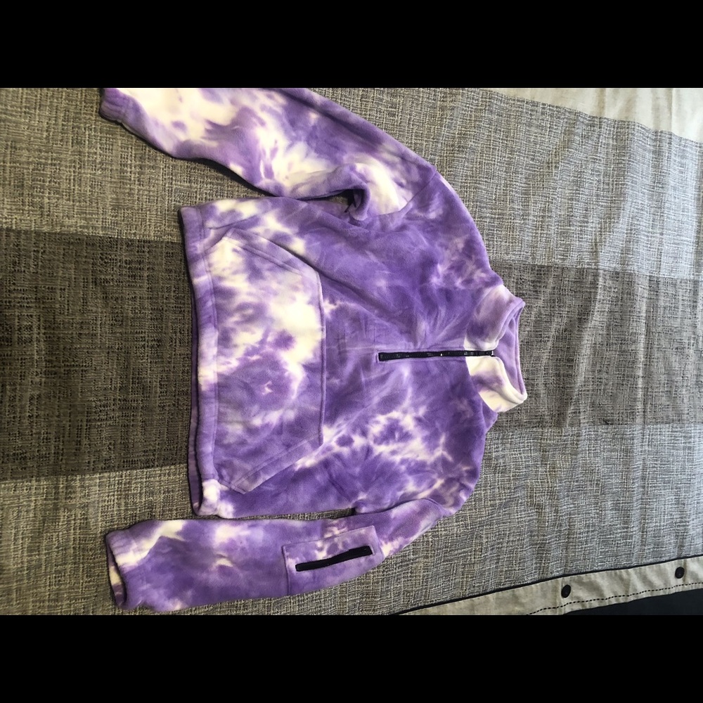 Streetwear Society Active tie dye fleece crop top size small